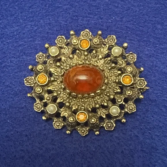 Ornate Vintage  Sarah Cov Gold and Orange Floral Brooch - Picture 2 of 7